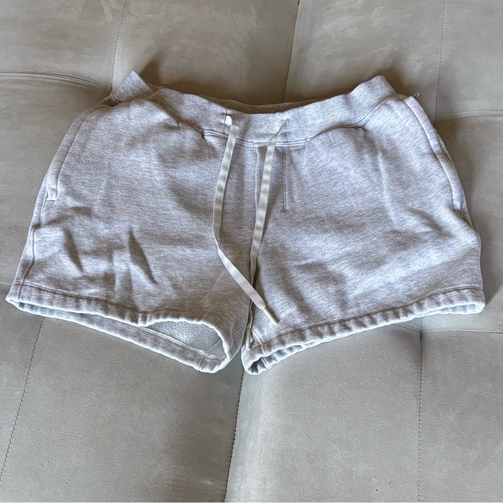 Lululemon Smooth Spacer Shorts Core Ultra Gray Size S - Picture 7 of 10